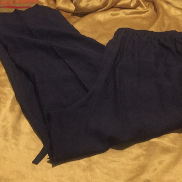 ❌SOLD❌Melrose Studio Silk Pants Suit - Picture 3 of 4